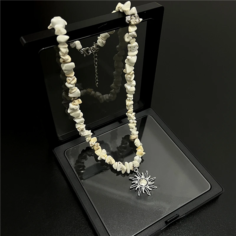 Ожерелье из белого натурального гравия в этническом стиле в стиле ретро, ювелирные изделия с подвеской Old Sun, индивидуальный модный подарок для мужчин и женщин 2023 года