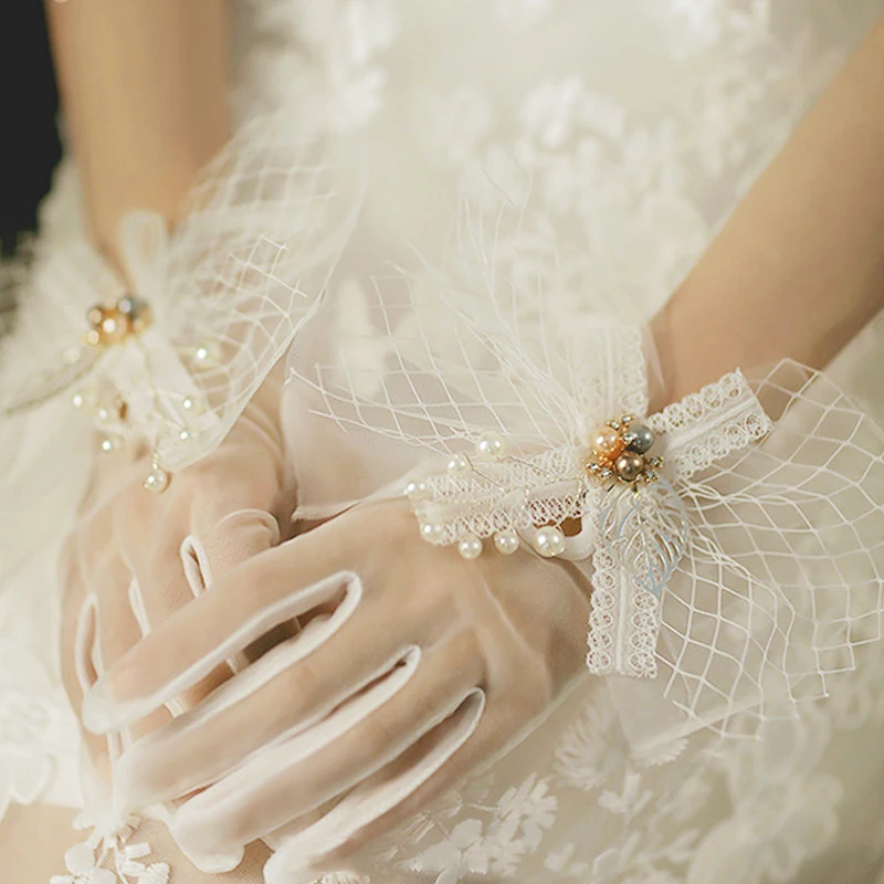 Свадебные перчатки для новобрачных, Бант, жемчужная сетка, Кружевные Короткие перчатки для женщин, Варежки из перьев невесты, Рукавицы для полных пальцев, Свадебные аксессуары для вечеринок