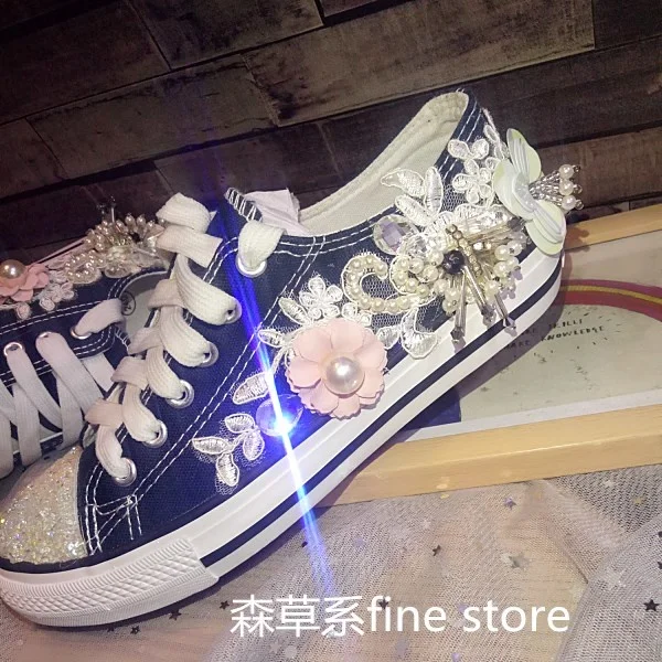 Новая летняя дышащая повседневная обувь с блестками и цветами, универсальные и модные кроссовки One Step Lazy на шнуровке в корейском стиле